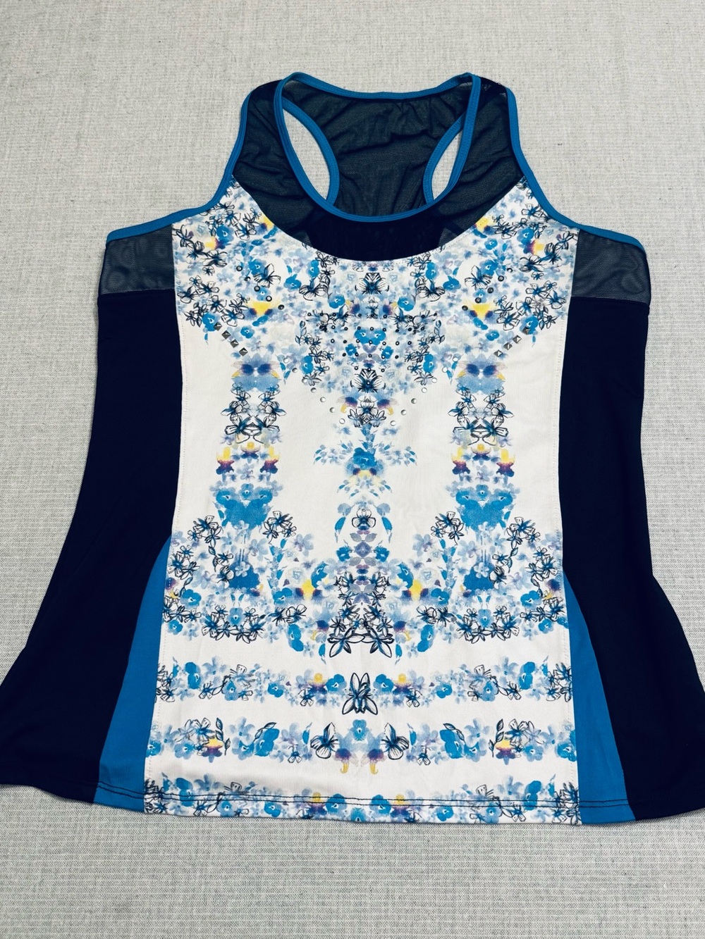 Lucky in Love Floral Print Fitted Active Athletic Tank Top M